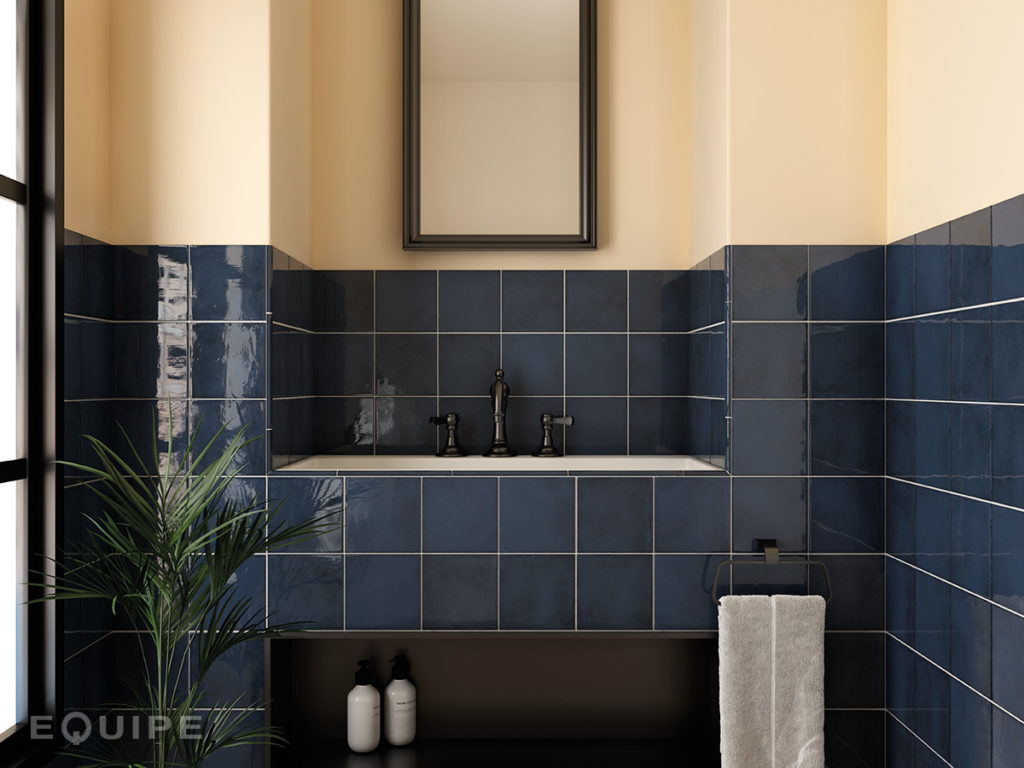 Village Royal Blue Subway